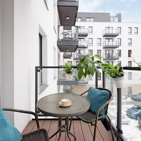 Granary Island Apartment *